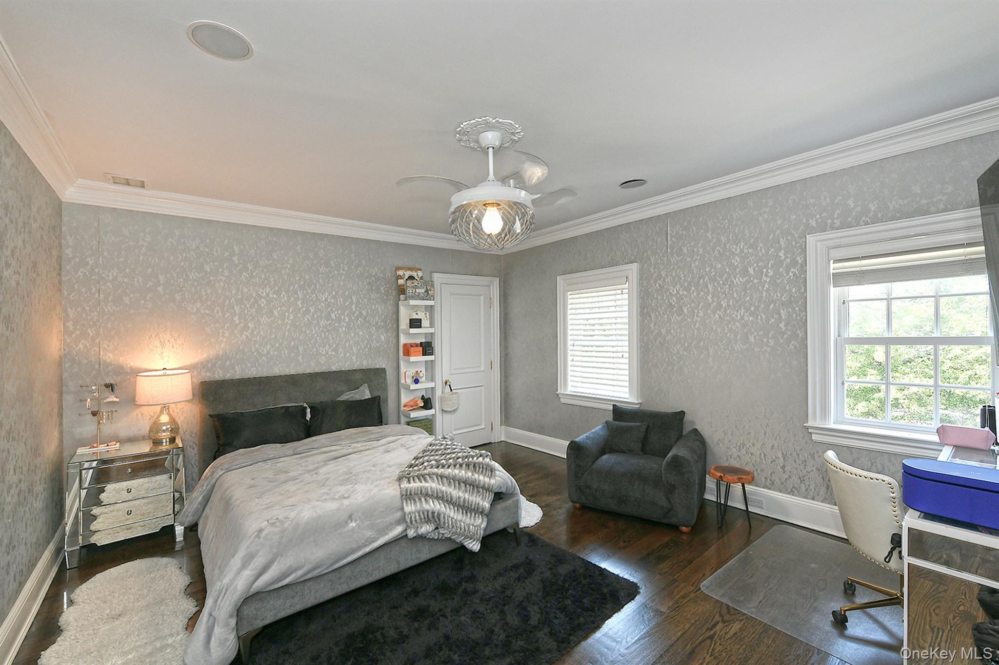 Single Family Round Swamp Suffolk County, NY 11747, MLS-896248-31