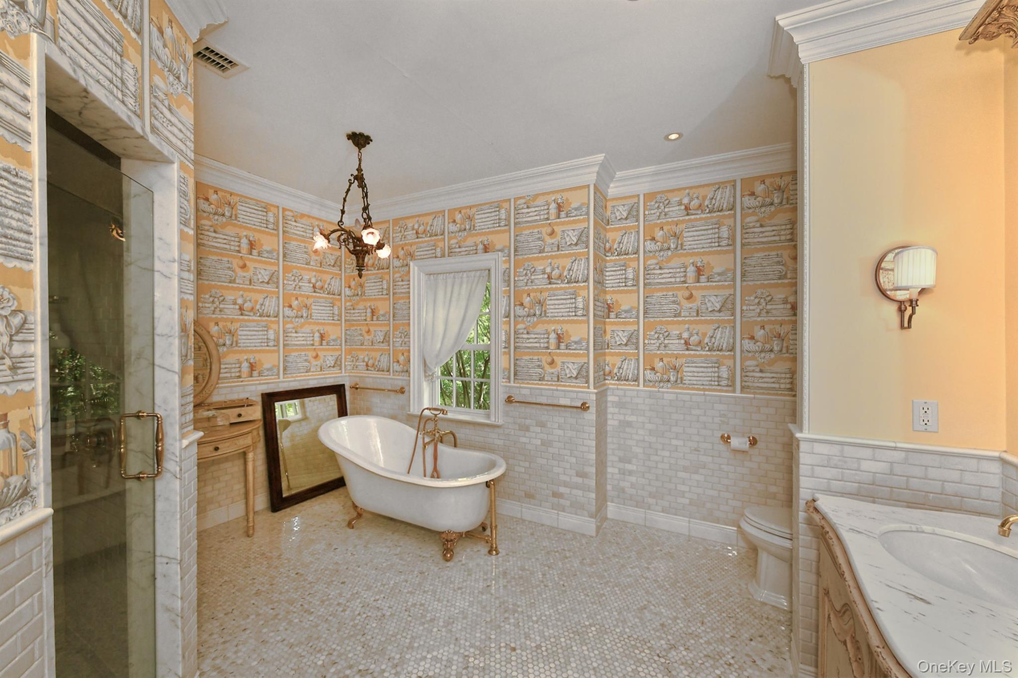 Single Family Round Swamp Suffolk County, NY 11747, MLS-896248-34