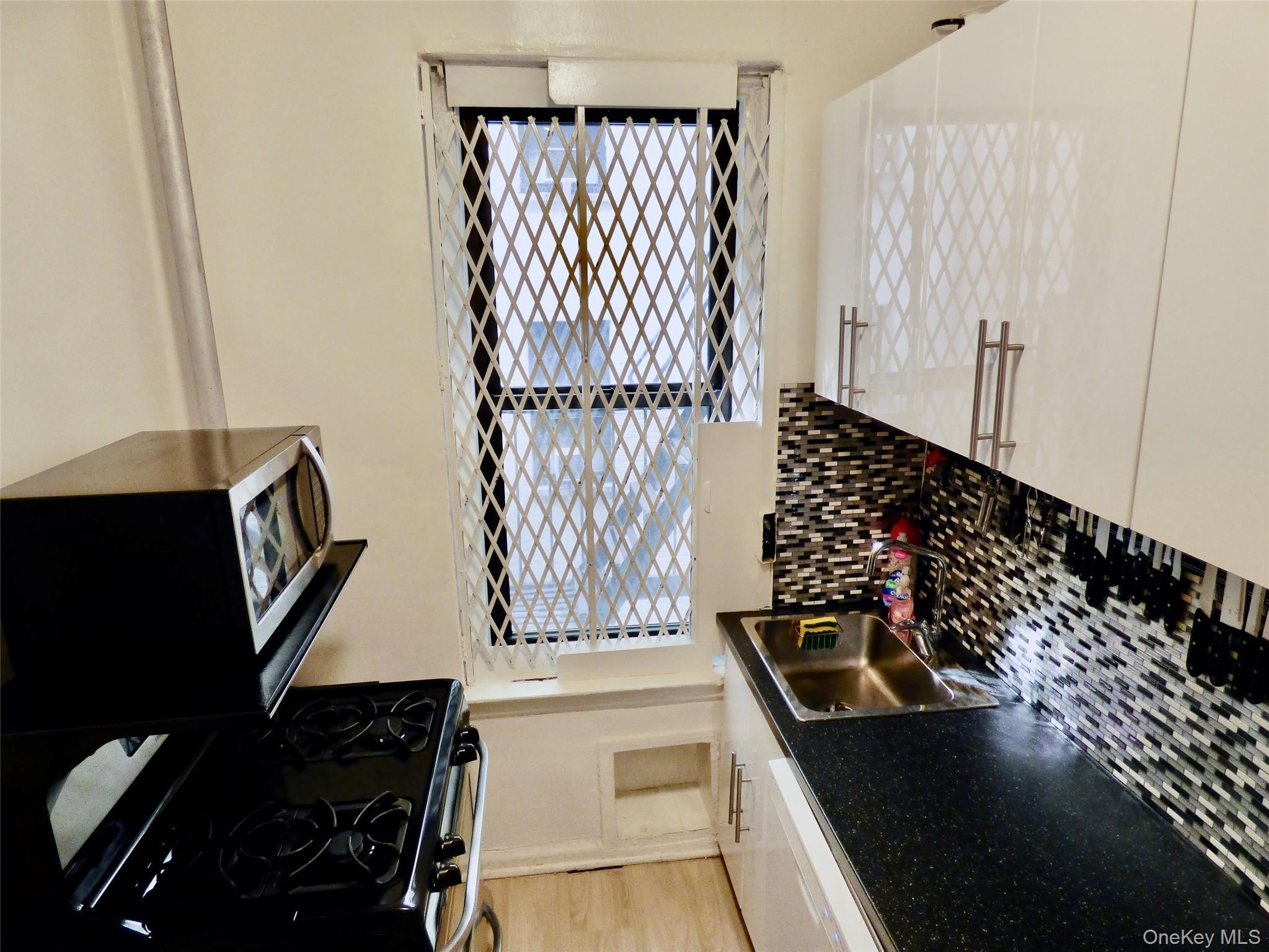 Coop Jerome  Bronx, NY 10452, MLS-896273-23