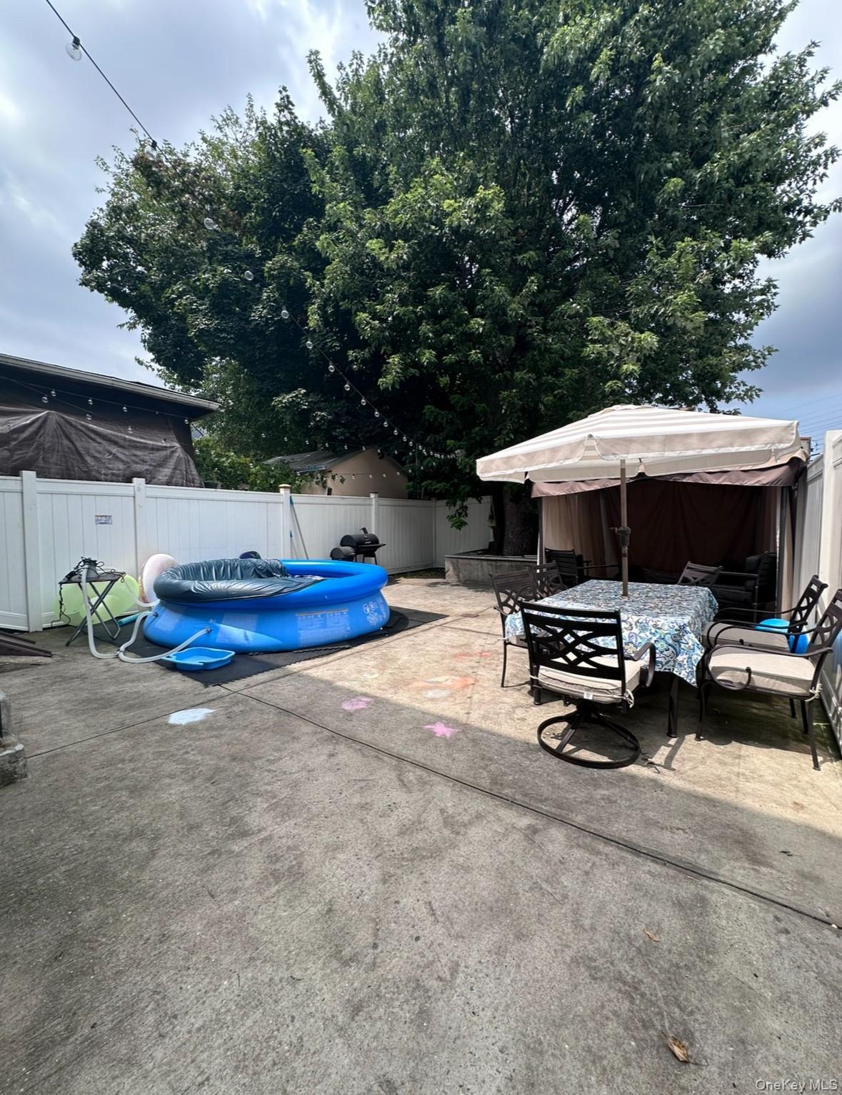 Single Family Plattwood  Queens, NY 11417, MLS-896284-7