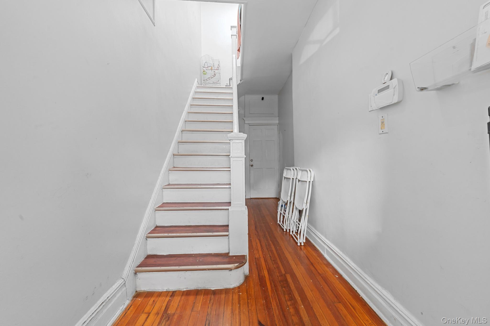 Single Family Plattwood  Queens, NY 11417, MLS-896284-8