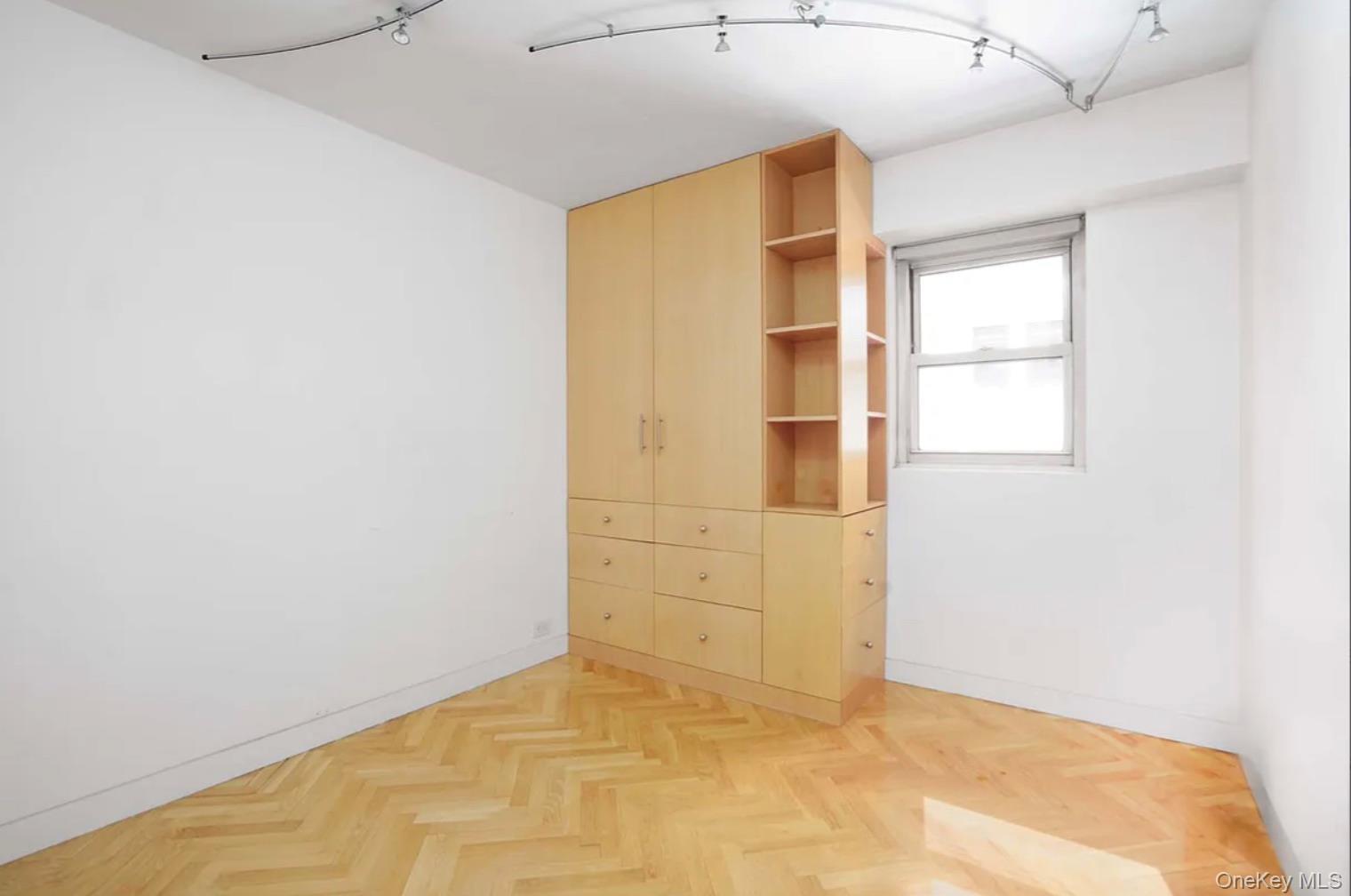 Apartment East 57th Manhattan, NY 10022, MLS-896290-12