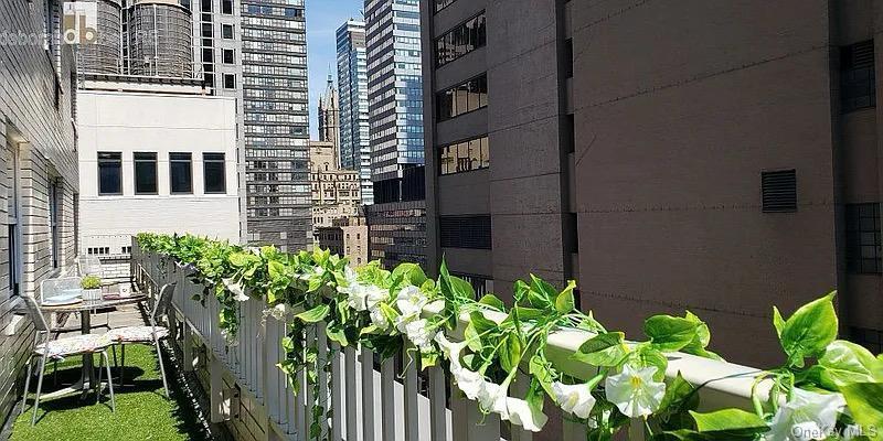 Apartment East 57th Manhattan, NY 10022, MLS-896290-19