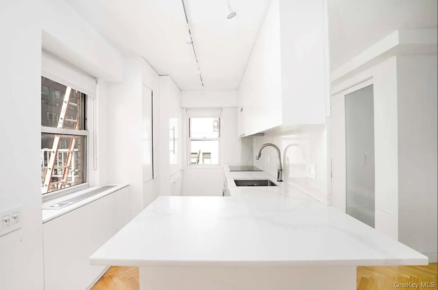 Apartment East 57th Manhattan, NY 10022, MLS-896290-7