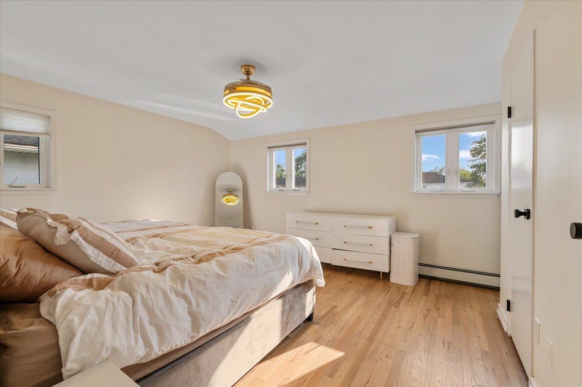 Single Family Eagle Nassau County, NY 11581, MLS-896344-18