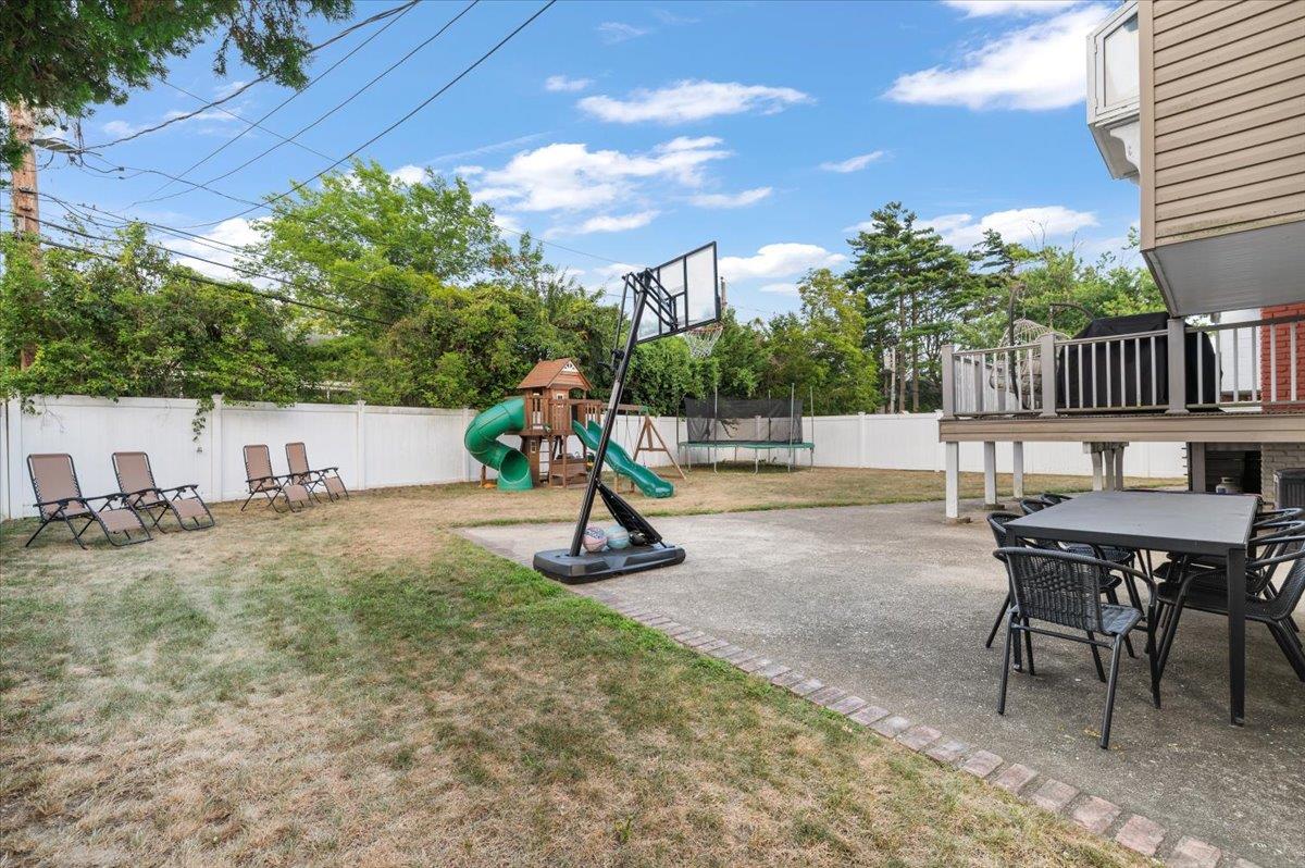 Single Family Eagle Nassau County, NY 11581, MLS-896344-29