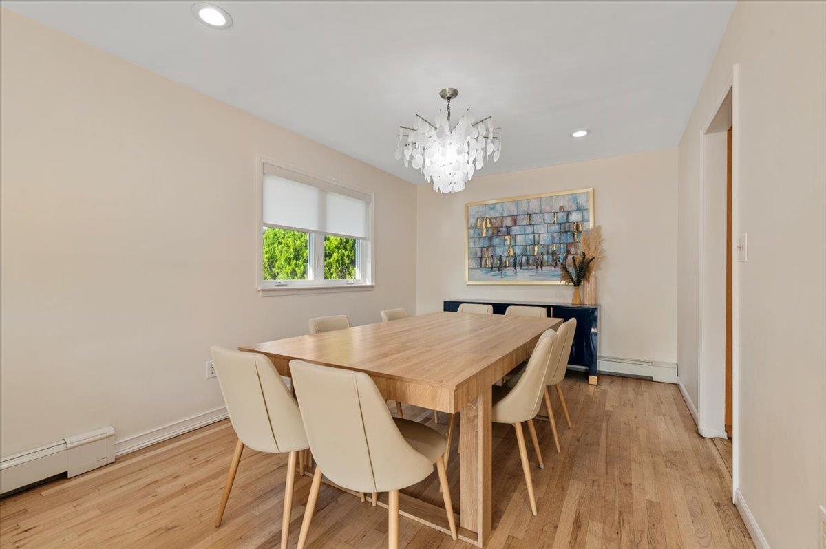 Single Family Eagle Nassau County, NY 11581, MLS-896344-8