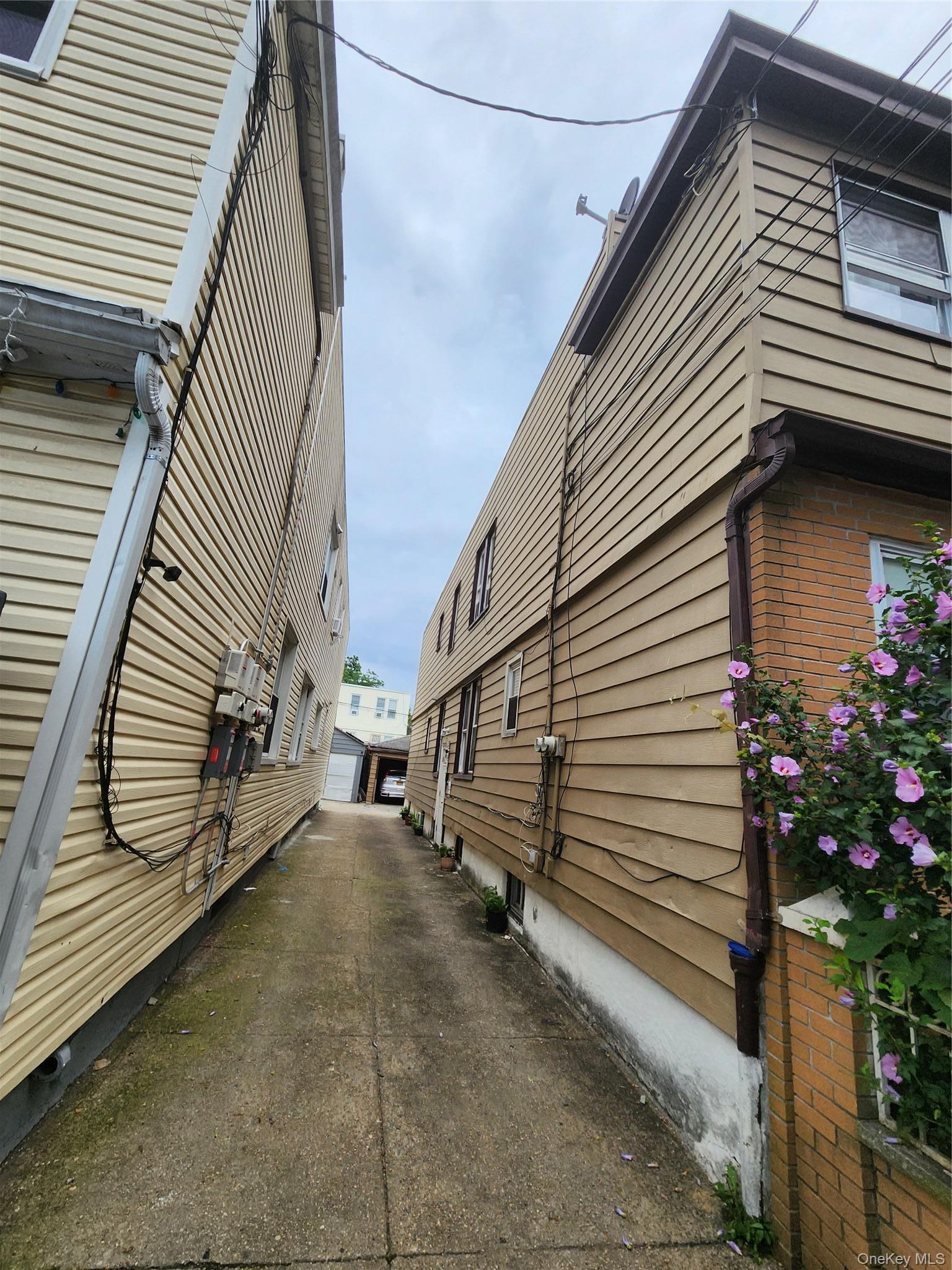 Single Family Drew  Brooklyn, NY 11208, MLS-896346-2