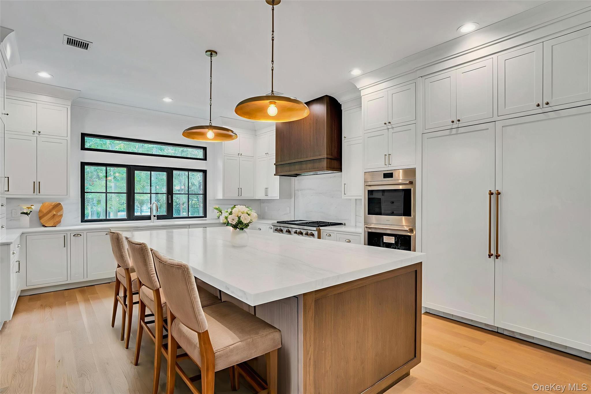 Single Family Weeks  Suffolk County, NY 11746, MLS-896348-10