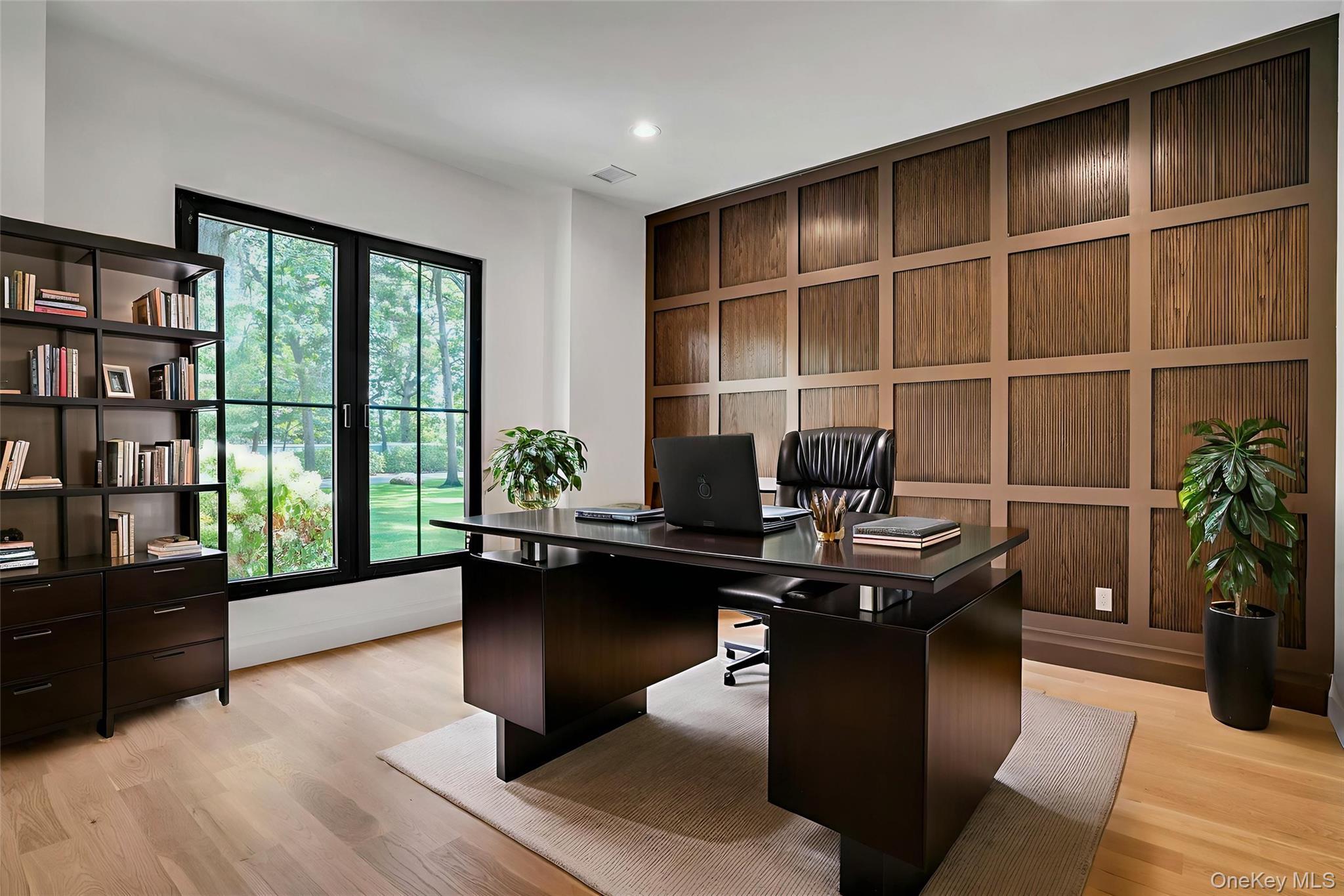 Single Family Weeks  Suffolk County, NY 11746, MLS-896348-27