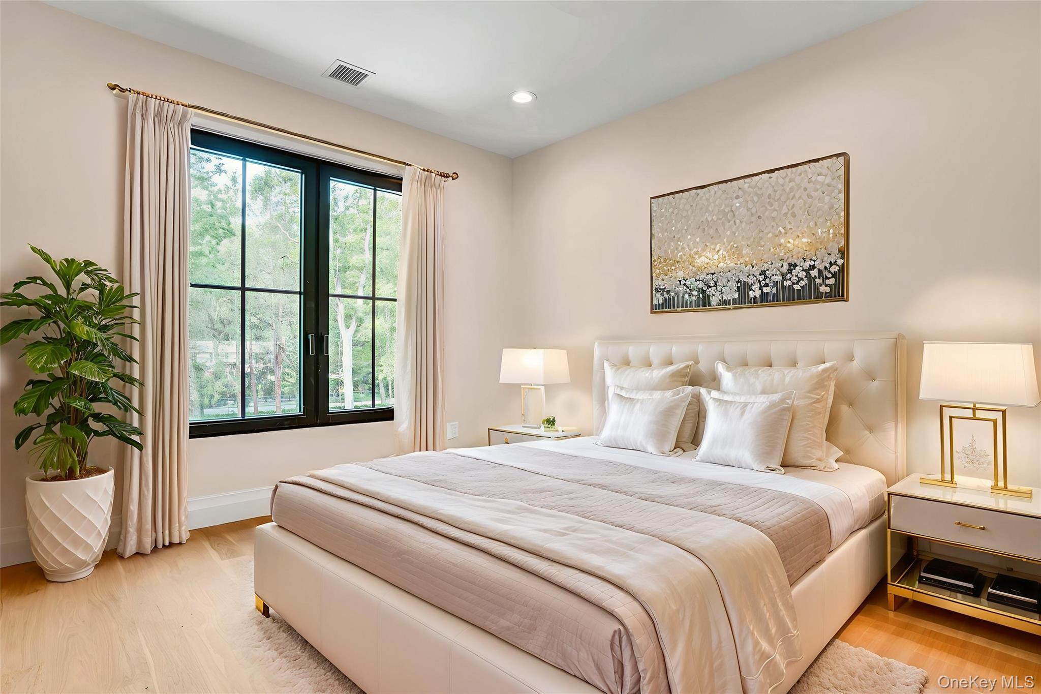 Single Family Weeks  Suffolk County, NY 11746, MLS-896348-31