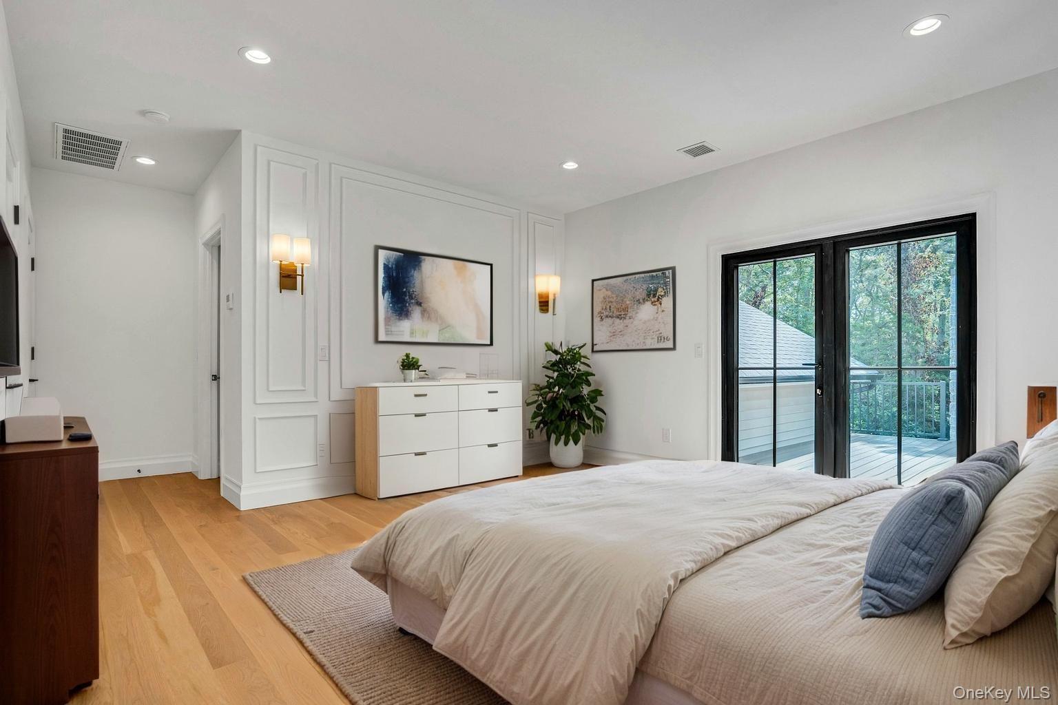 Single Family Weeks  Suffolk County, NY 11746, MLS-896348-34