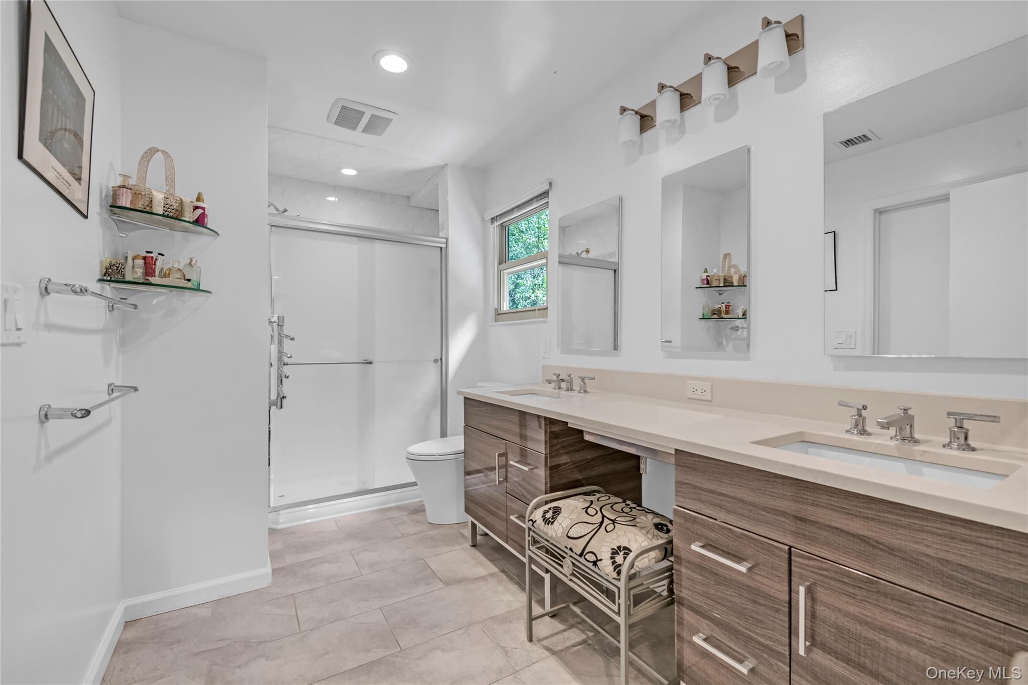 Single Family Melody Nassau County, NY 11709, MLS-896350-14