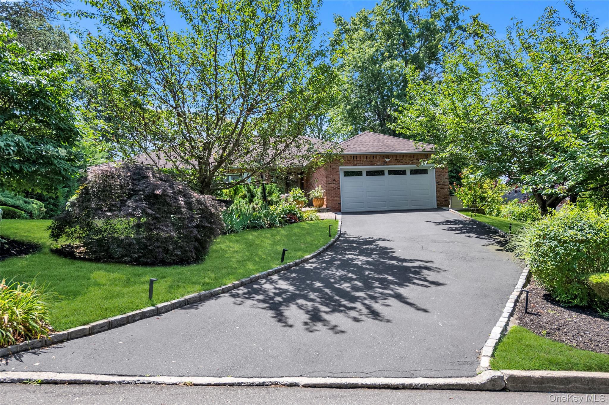 Single Family Melody Nassau County, NY 11709, MLS-896350-20