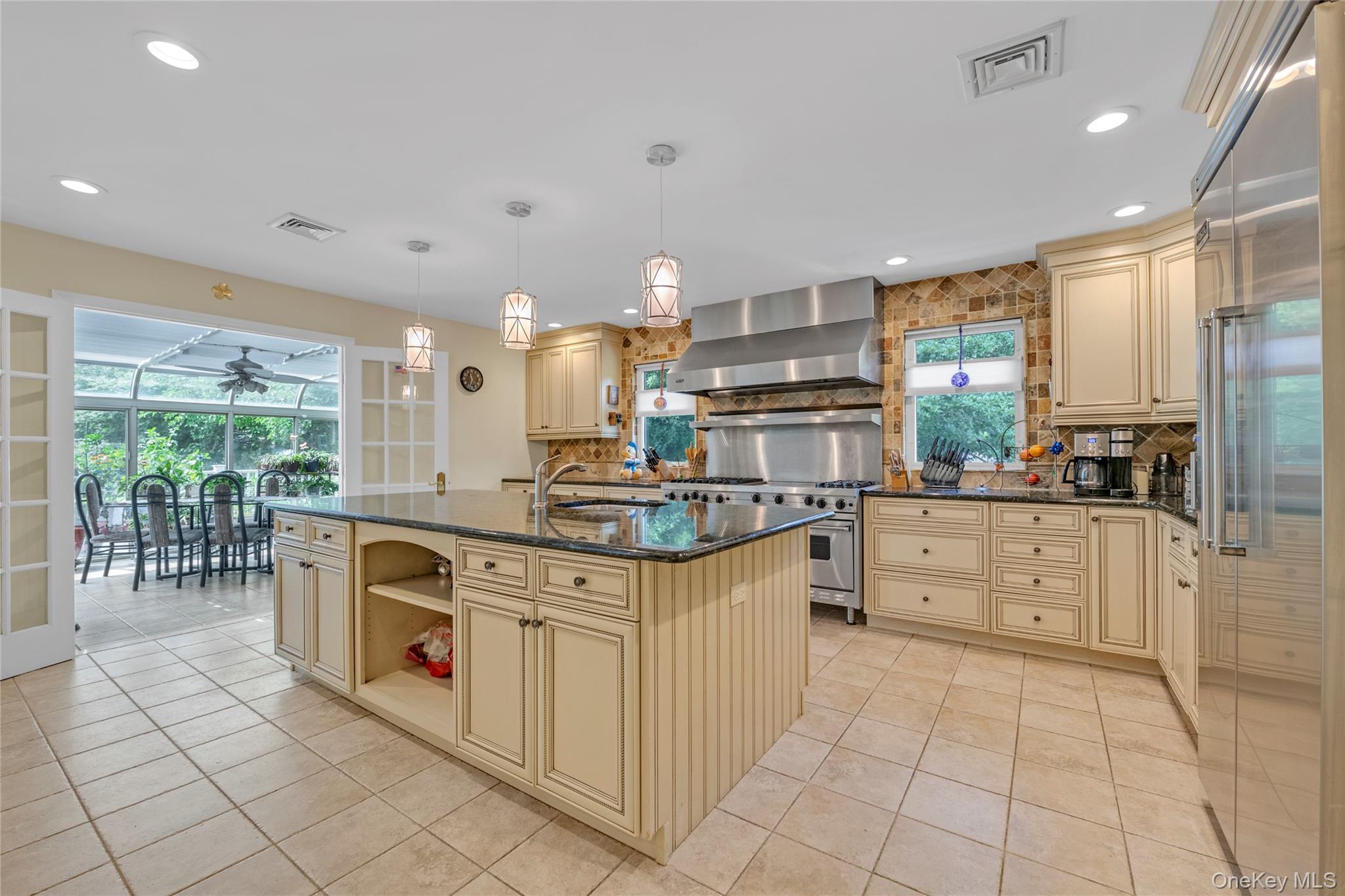 Single Family Melody Nassau County, NY 11709, MLS-896350-9