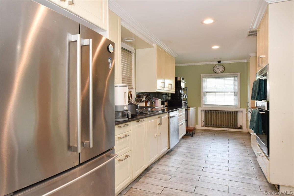 Single Family Mclaughlin Queens, NY 11423, MLS-896389-17