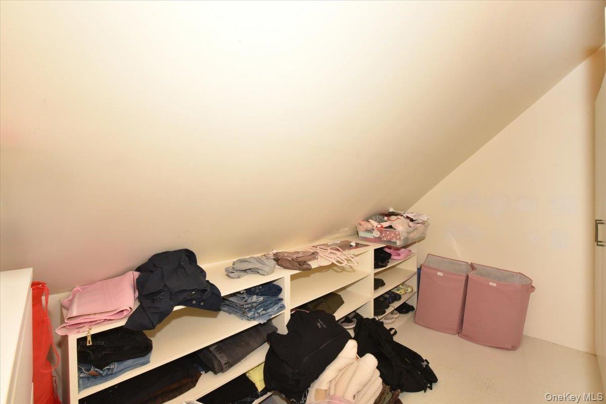 Single Family Mclaughlin Queens, NY 11423, MLS-896389-27