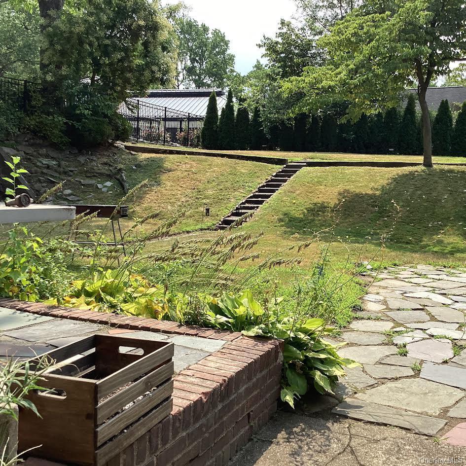 Single Family Mclaughlin Queens, NY 11423, MLS-896389-5