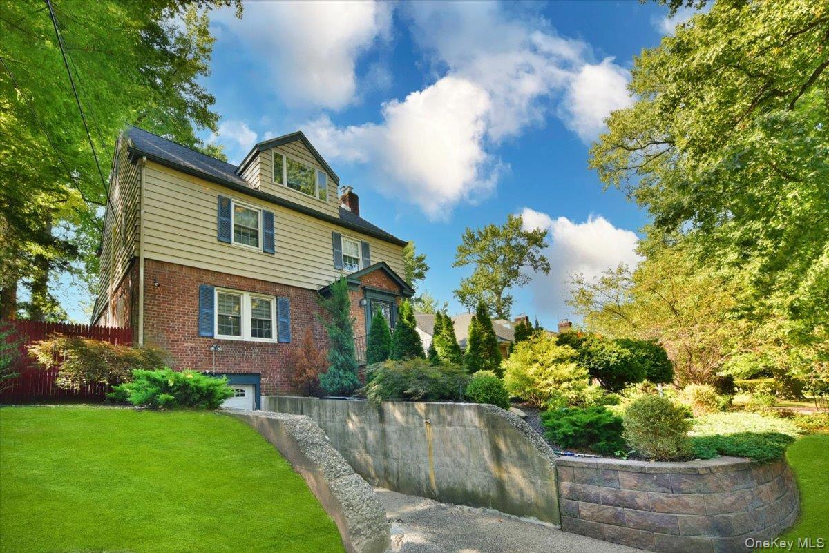 Single Family Mclaughlin Queens, NY 11423, MLS-896389-8