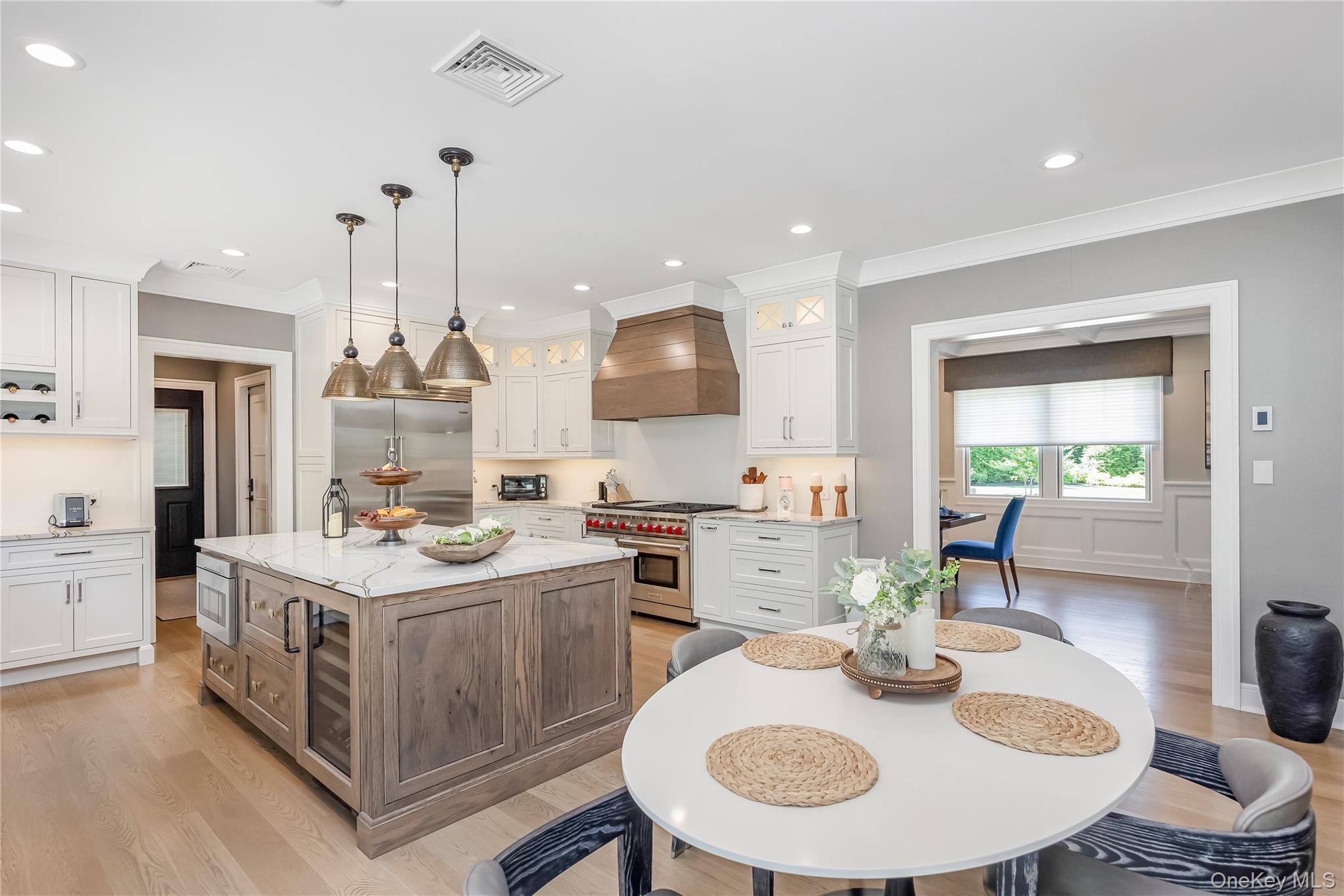 Single Family Landview Suffolk County, NY 11746, MLS-896407-11