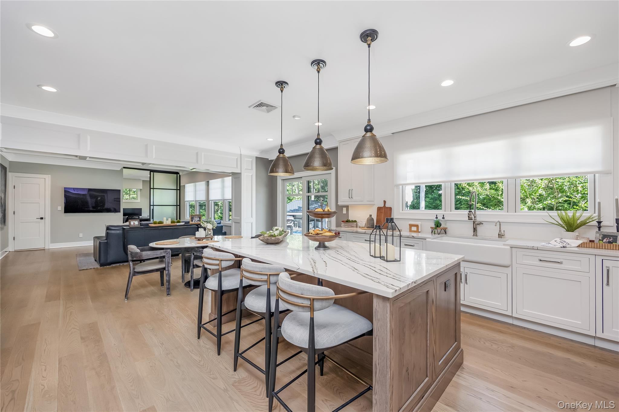 Single Family Landview Suffolk County, NY 11746, MLS-896407-13