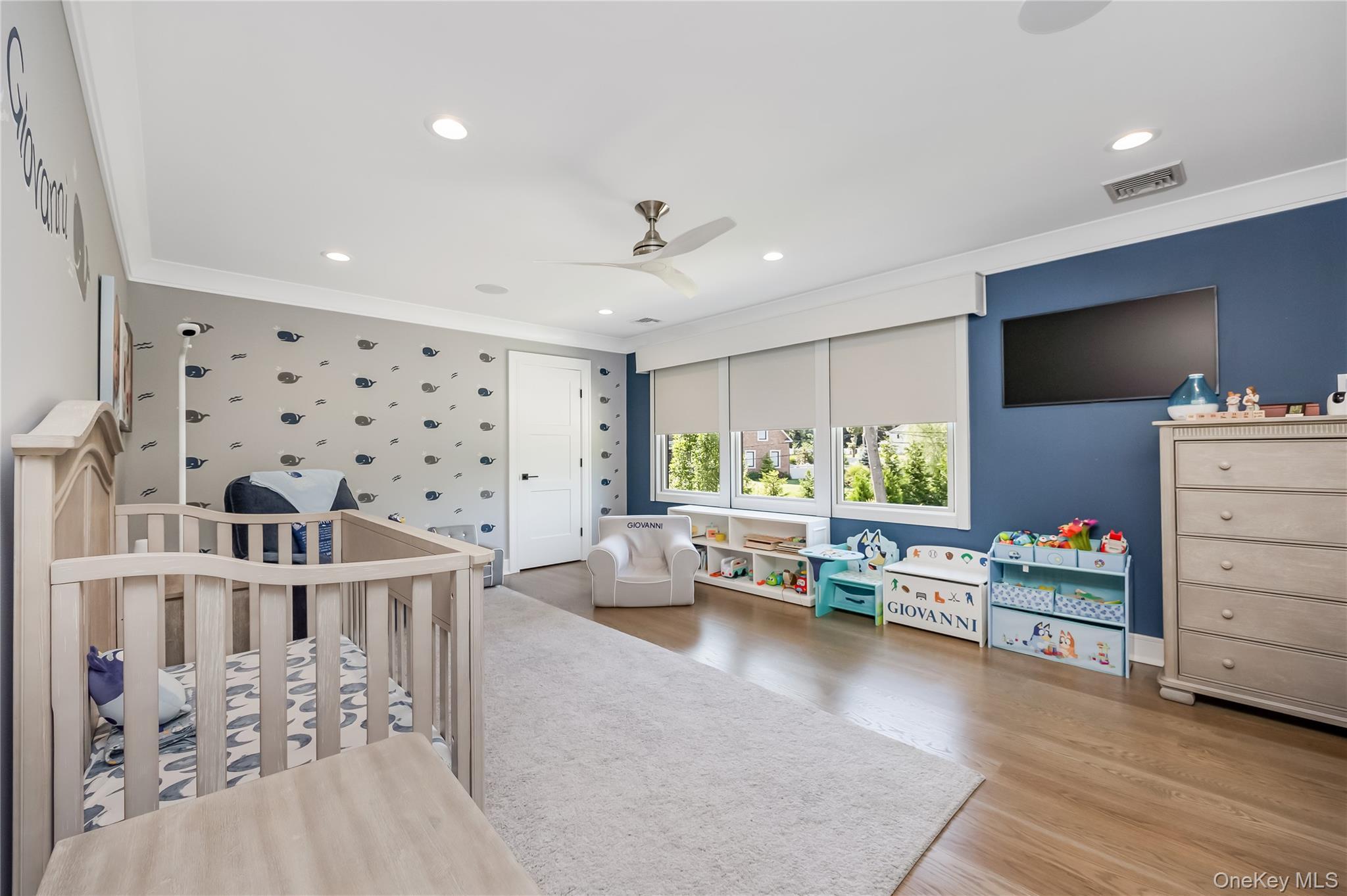 Single Family Landview Suffolk County, NY 11746, MLS-896407-21