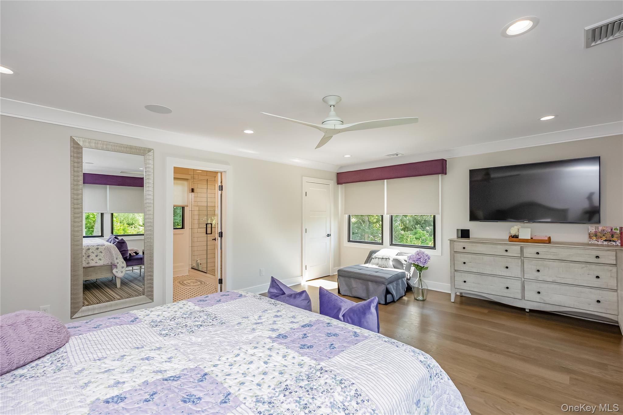 Single Family Landview Suffolk County, NY 11746, MLS-896407-23