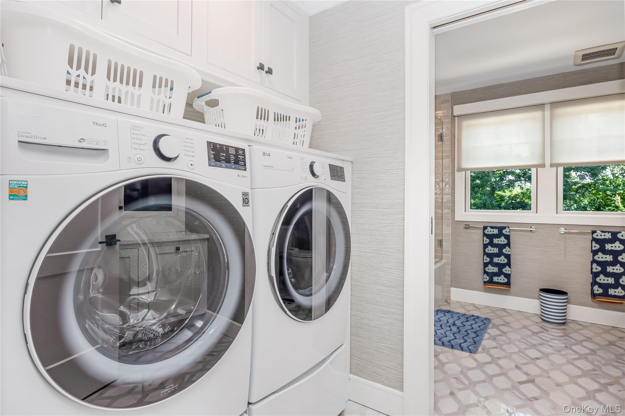 Single Family Landview Suffolk County, NY 11746, MLS-896407-26