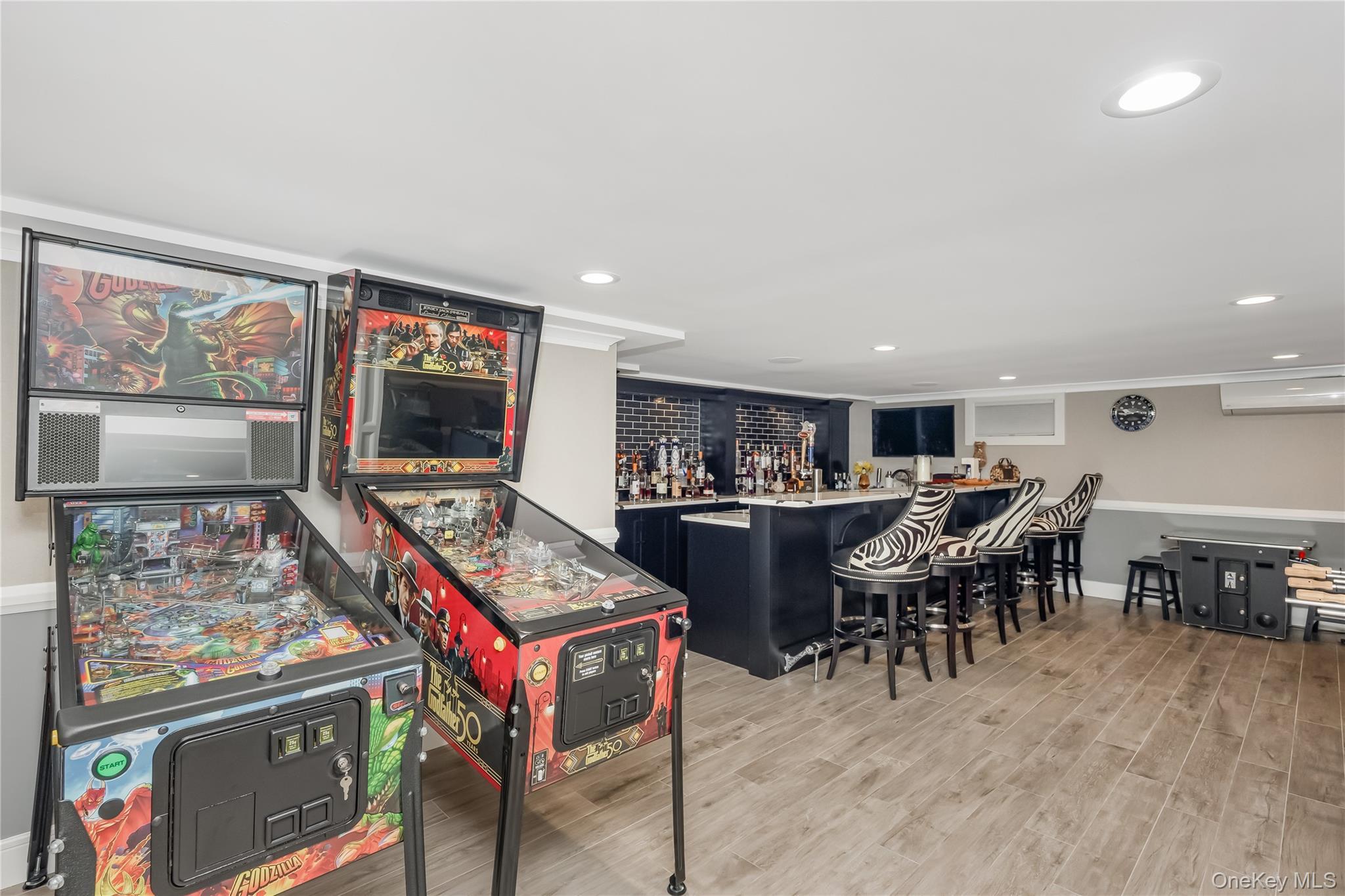 Single Family Landview Suffolk County, NY 11746, MLS-896407-30