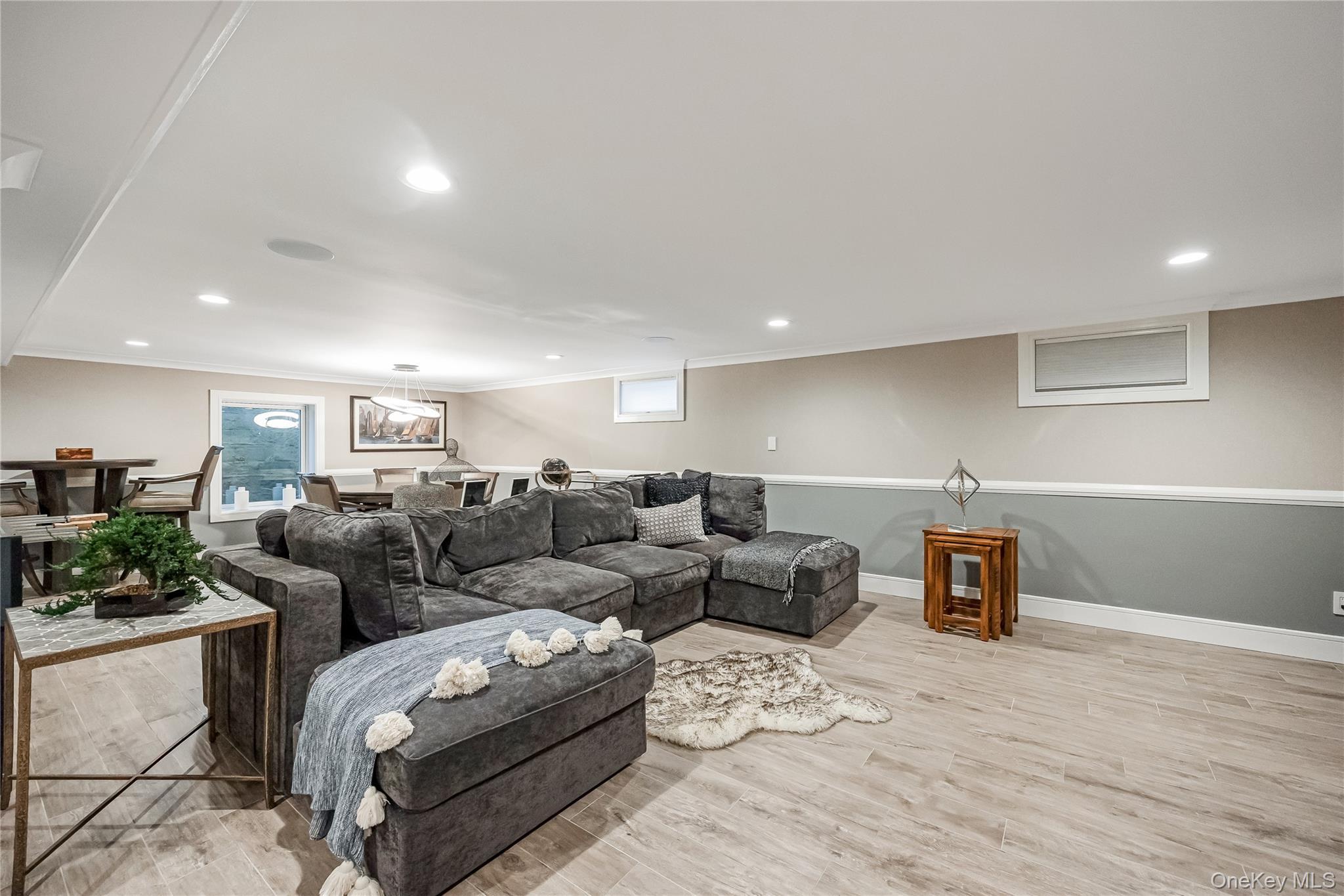 Single Family Landview Suffolk County, NY 11746, MLS-896407-31