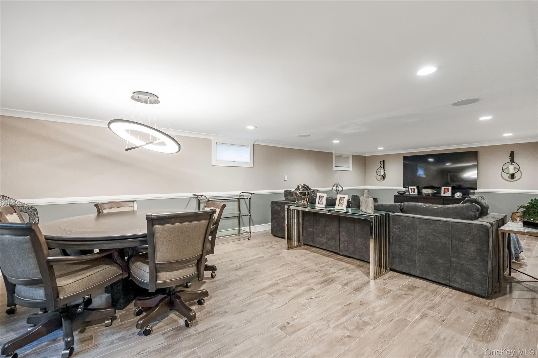 Single Family Landview Suffolk County, NY 11746, MLS-896407-32