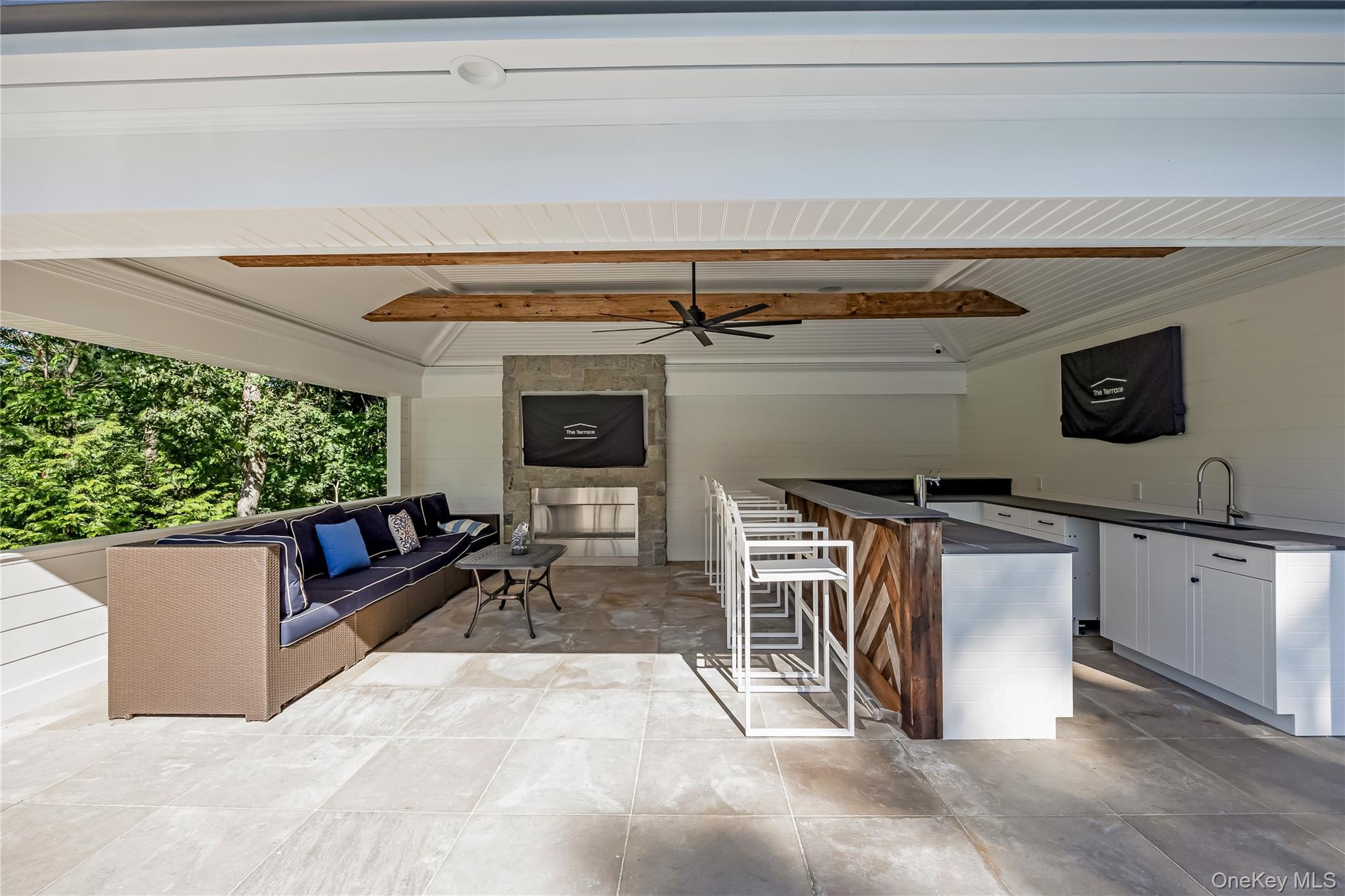 Single Family Landview Suffolk County, NY 11746, MLS-896407-42