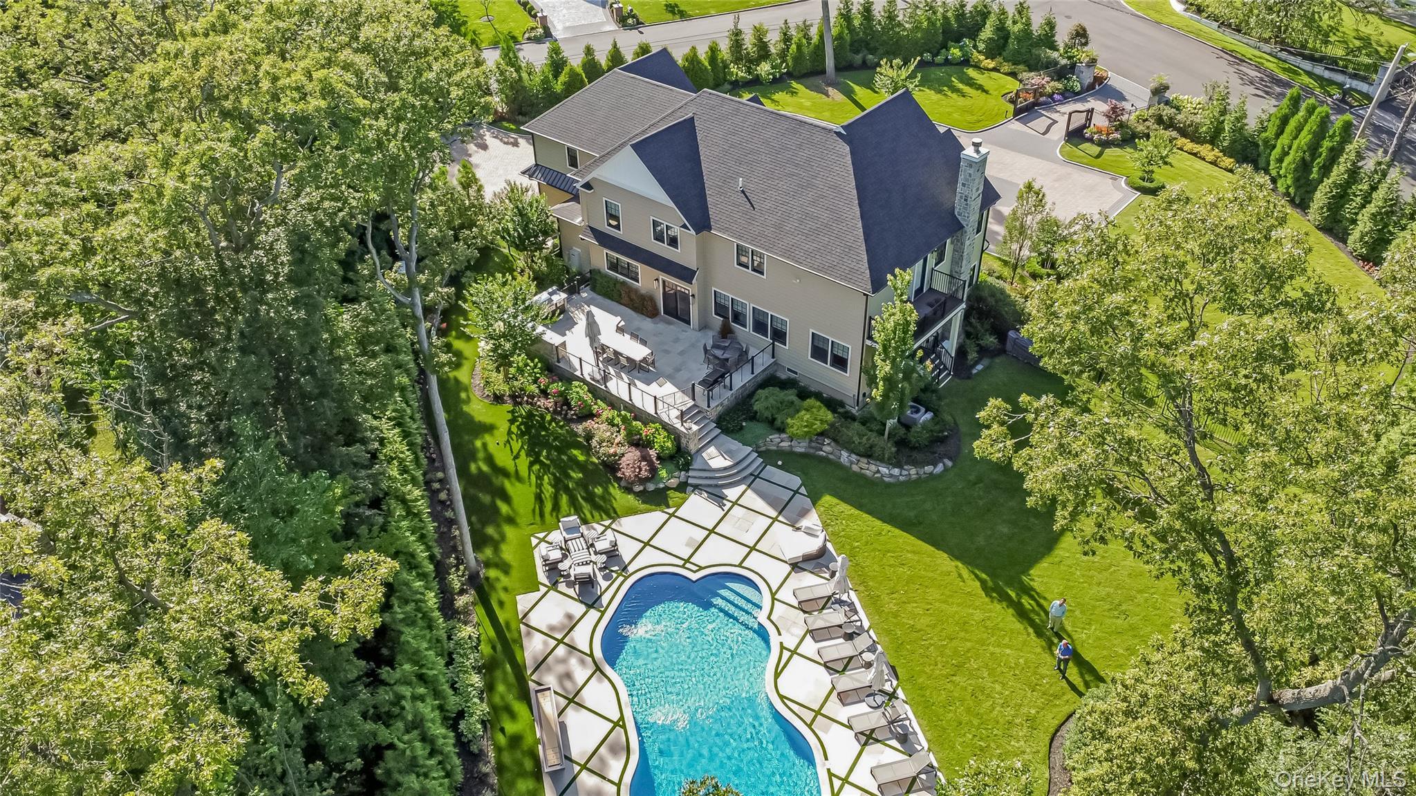 Single Family Landview Suffolk County, NY 11746, MLS-896407-46