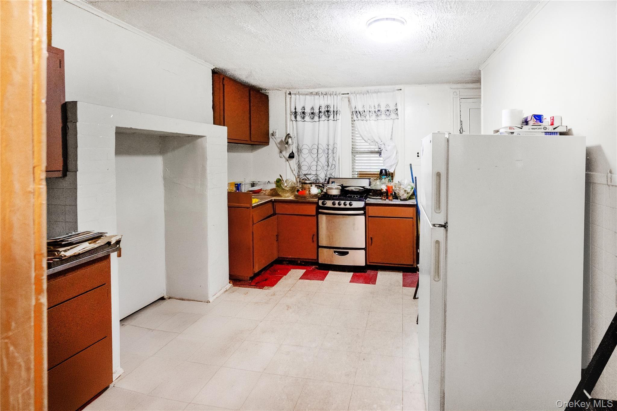 Single Family Halsey  Brooklyn, NY 11216, MLS-896412-6