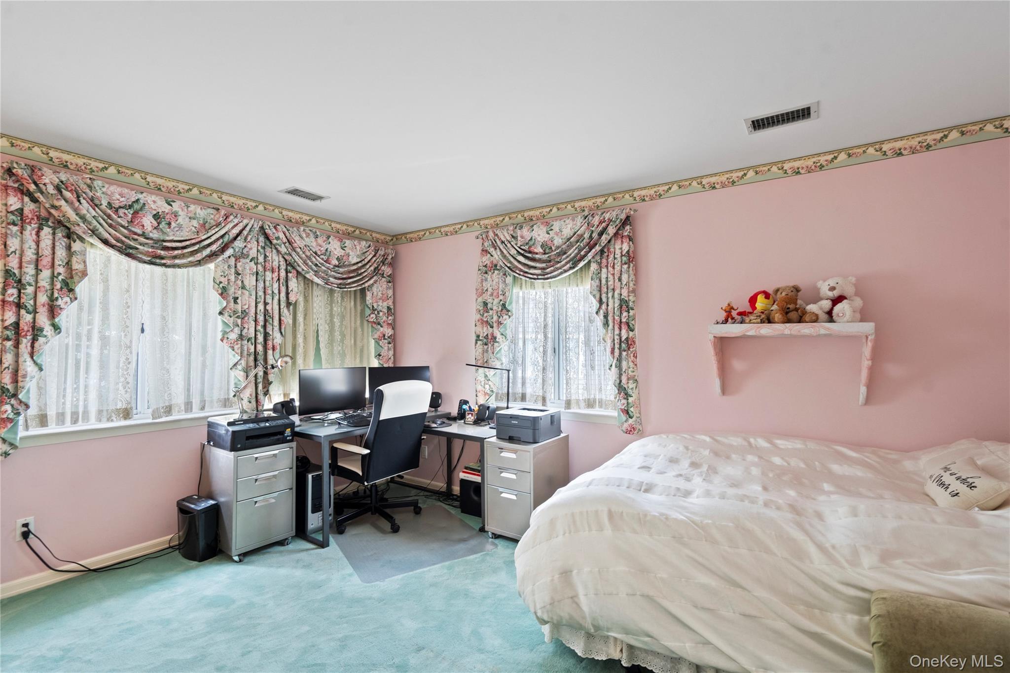 Condo Tiffany  Nassau County, NY 11030, MLS-896487-12