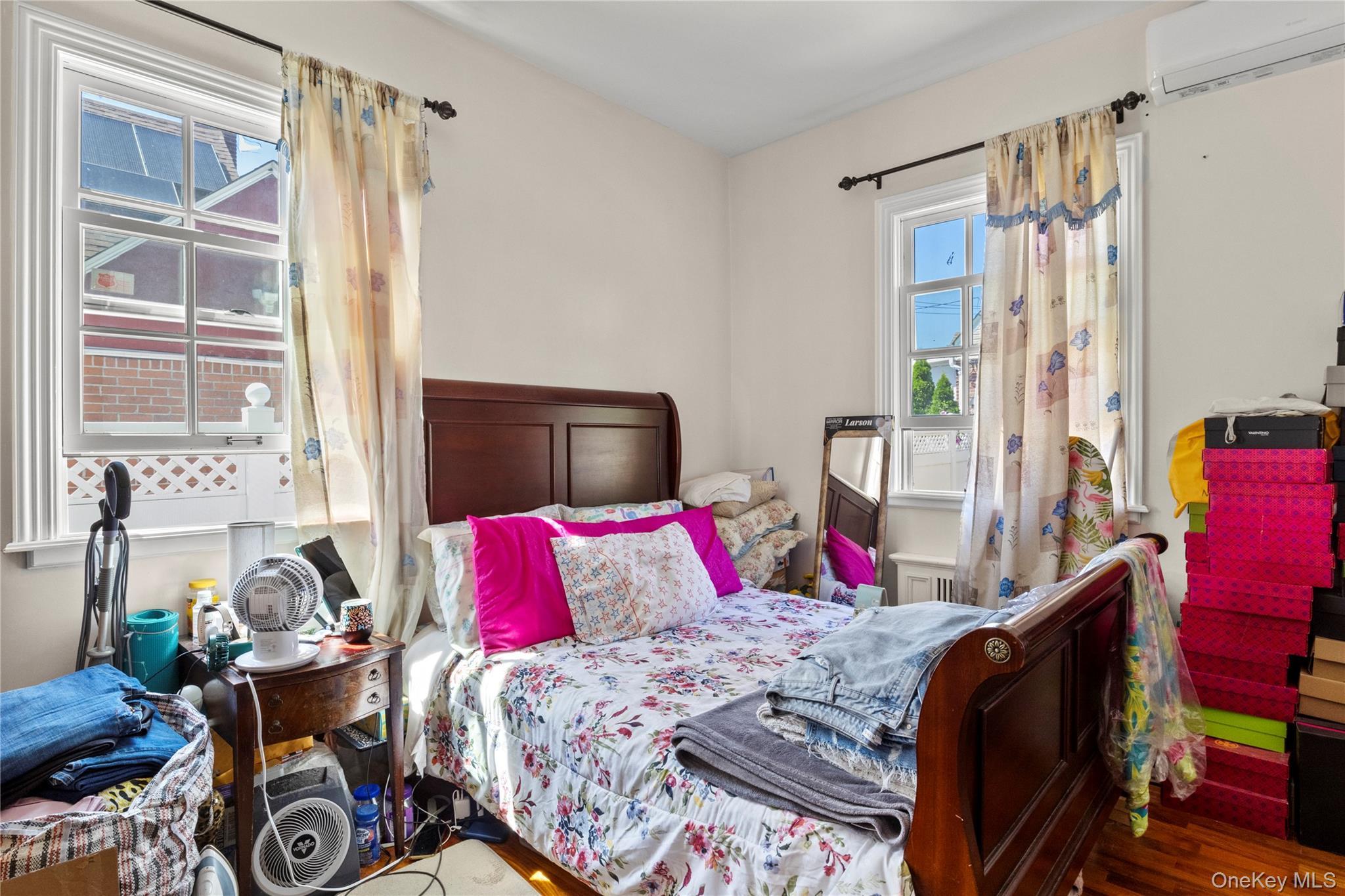 Single Family Bay 24th  Queens, NY 11691, MLS-896495-12