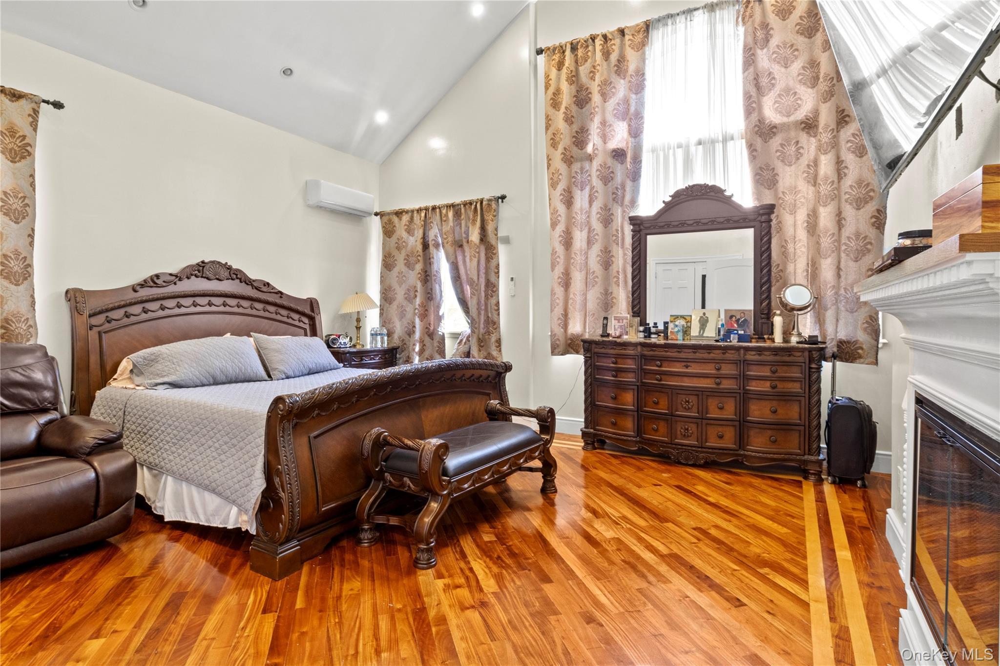 Single Family Bay 24th  Queens, NY 11691, MLS-896495-15