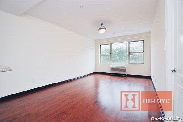 Condo 75th  Queens, NY 11373, MLS-896507-7