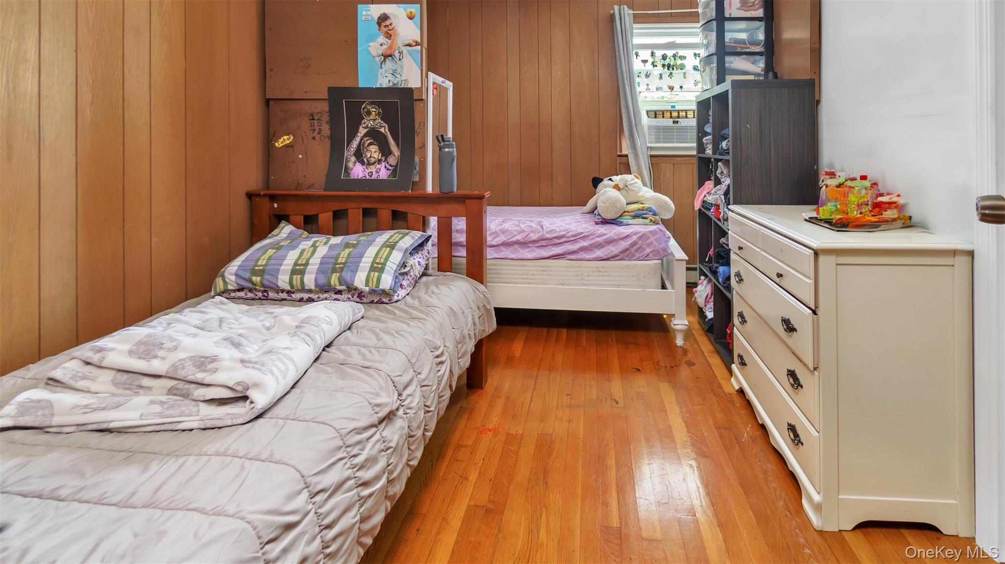 Single Family Foster Suffolk County, NY 11946, MLS-896525-14