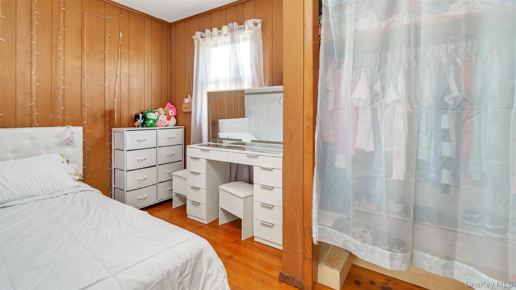 Single Family Foster Suffolk County, NY 11946, MLS-896525-15