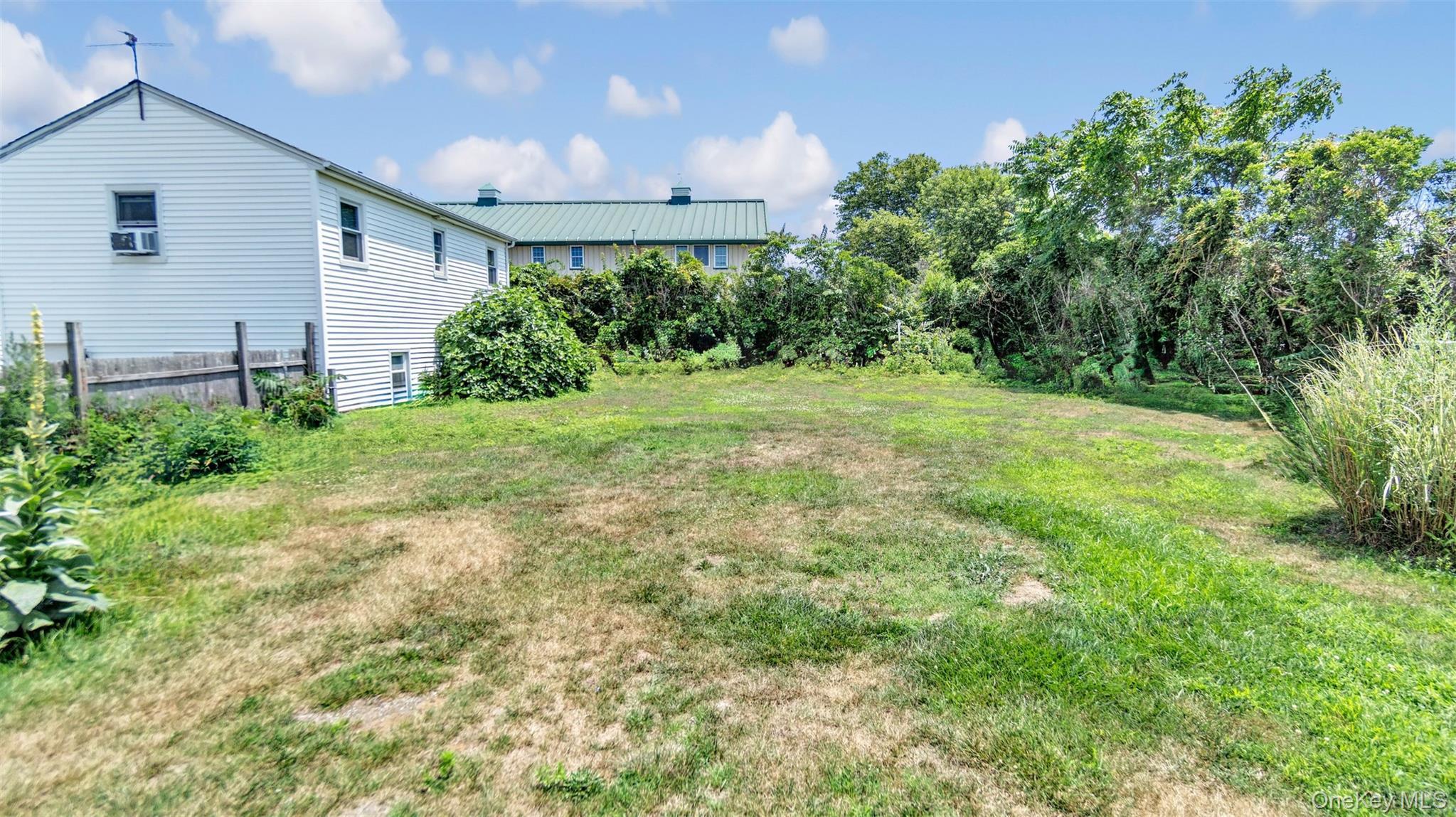 Single Family Foster Suffolk County, NY 11946, MLS-896525-20