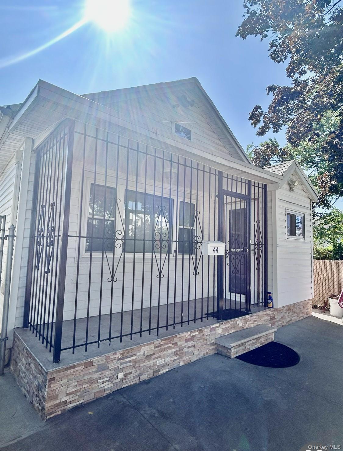 Single Family White Plains  Bronx, NY 10473, MLS-896539-2