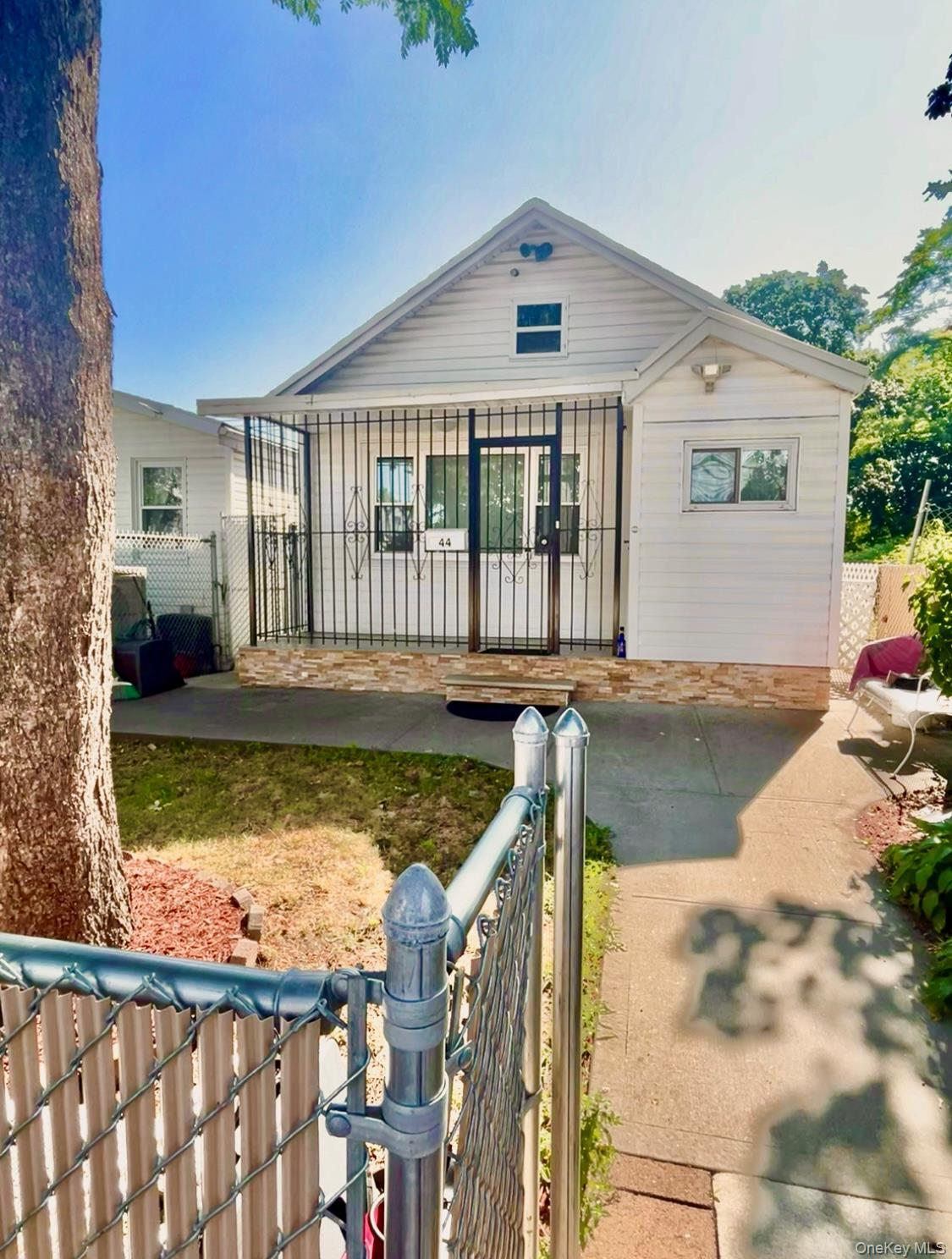 Single Family White Plains  Bronx, NY 10473, MLS-896539-27