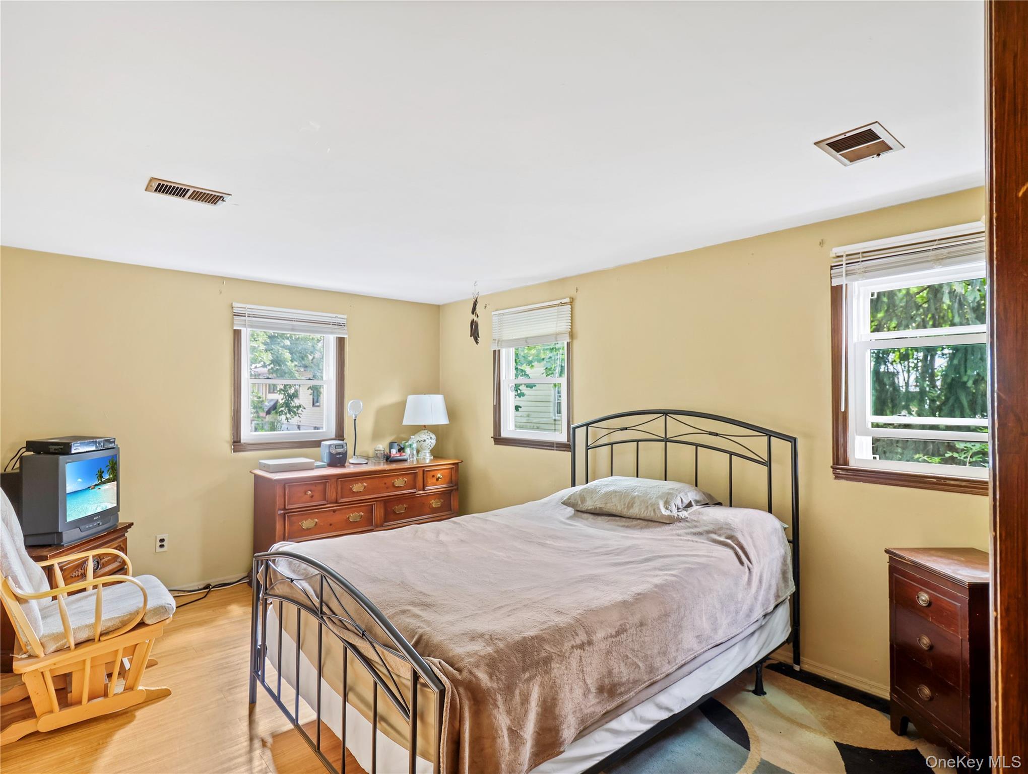 Single Family Central  Rockland County, NY 10954, MLS-896555-15