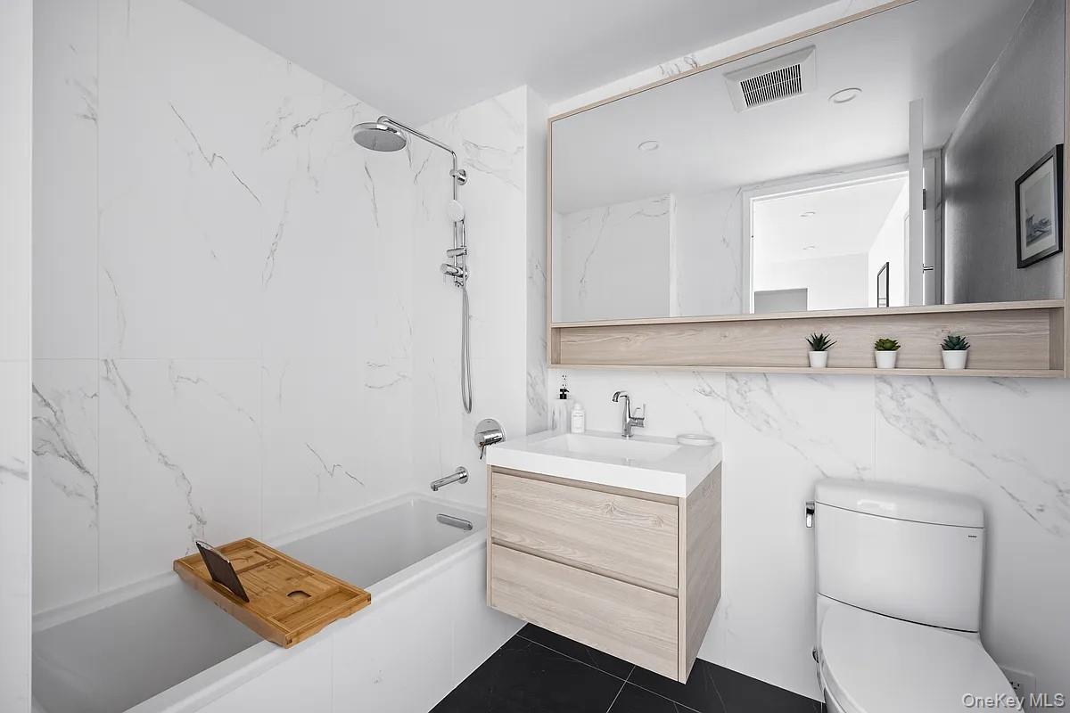 Condo 61st Street  Queens, NY 11377, MLS-896566-7