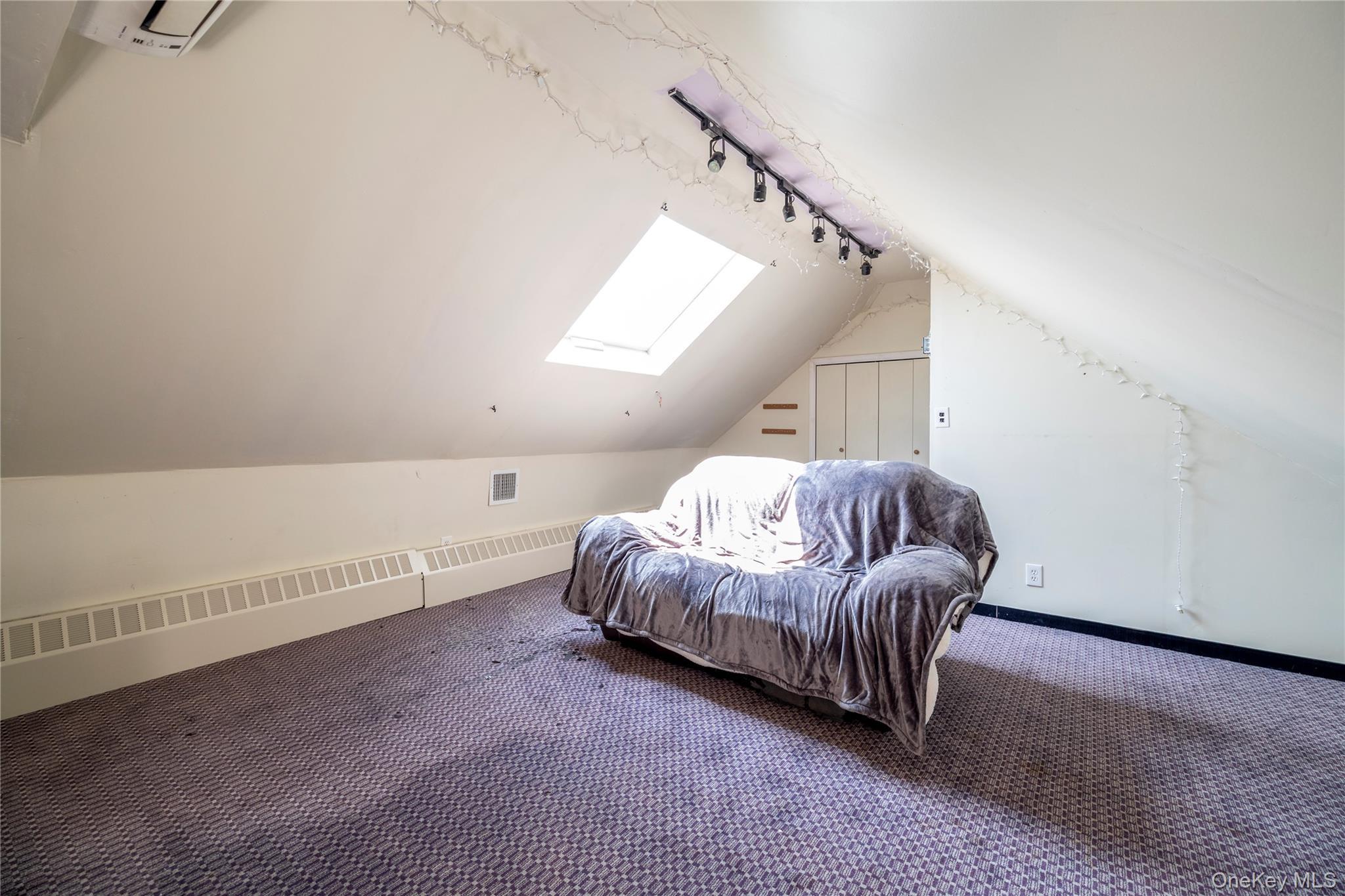 Single Family Barnes Nassau County, NY 11561, MLS-896591-14