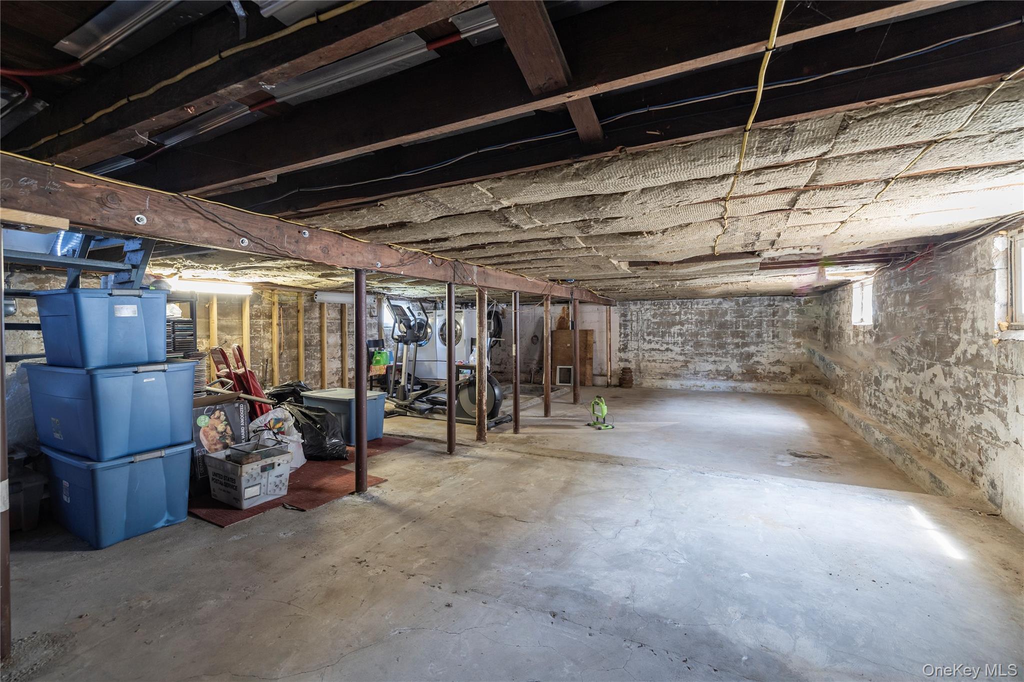 Single Family Barnes Nassau County, NY 11561, MLS-896591-16