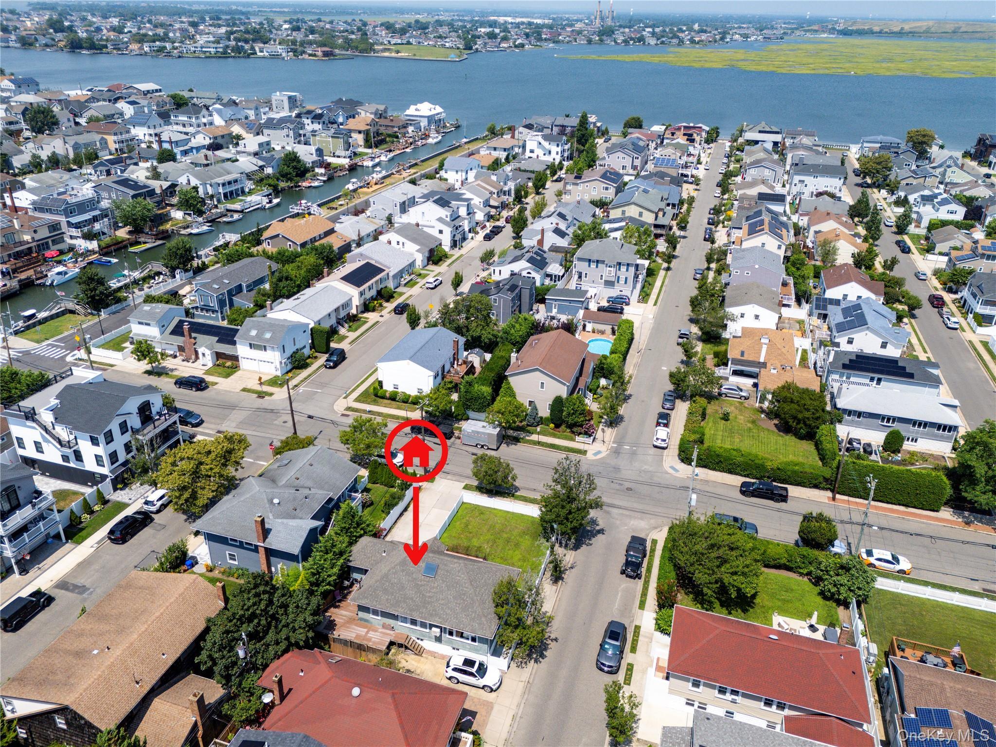 Single Family Barnes Nassau County, NY 11561, MLS-896591-24