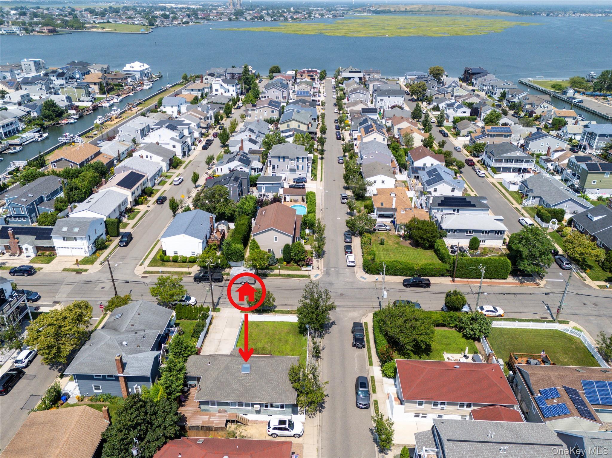 Single Family Barnes Nassau County, NY 11561, MLS-896591-25