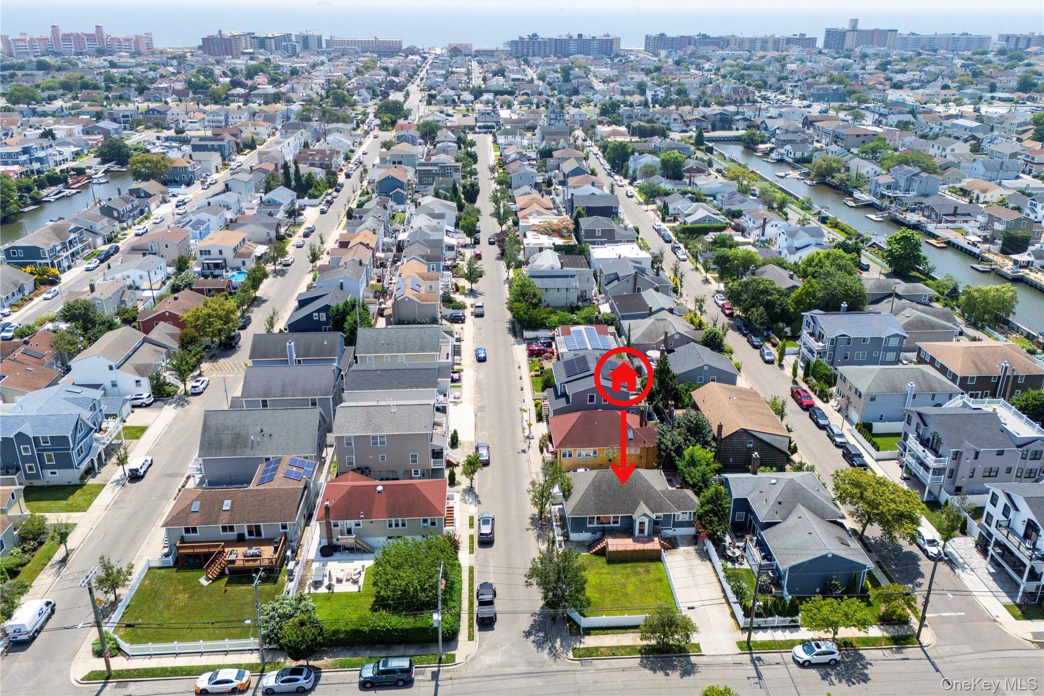 Single Family Barnes Nassau County, NY 11561, MLS-896591-26